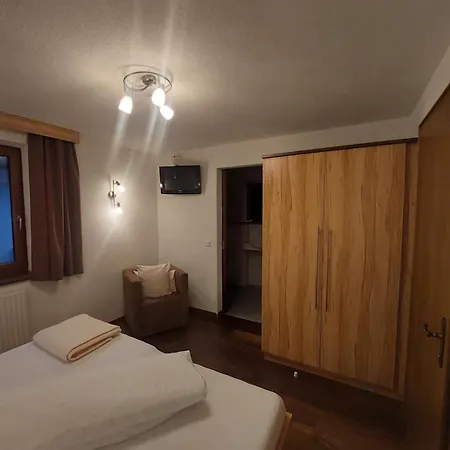 Casada - Silvretta Premium Card Betrieb Отель 3*