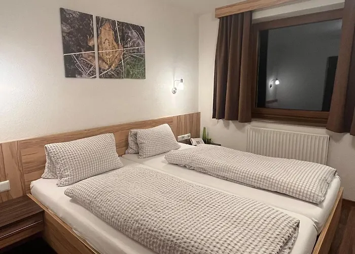 Casada - Silvretta Premium Card Betrieb 3* גלטור