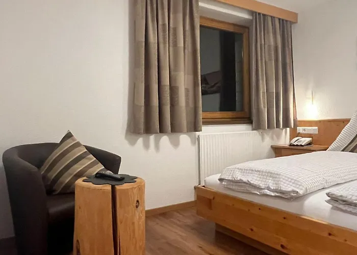 Casada - Silvretta Premium Card Betrieb Отель