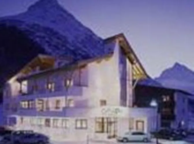 Отель Casada - Silvretta Premium Card Betrieb Гальтюр